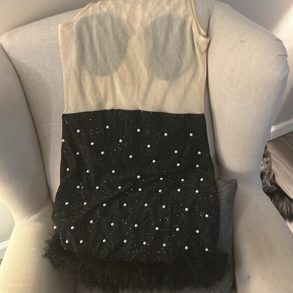 Cute dress/could be a cover up for the beach or for date night size Large NWT - Picture 3 of 4